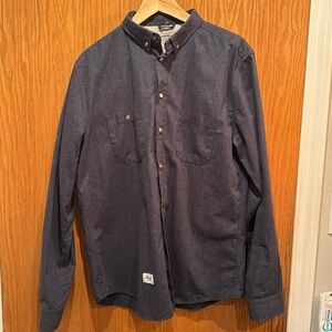 Men’s L button up REELL dress shirt.